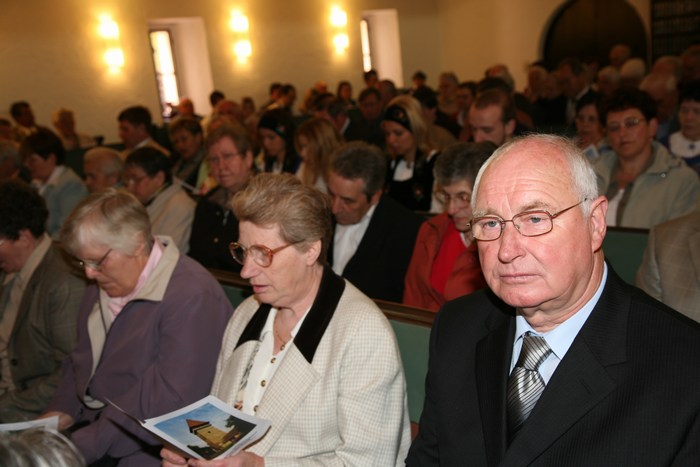 Image 18 of 66  -  63 kB